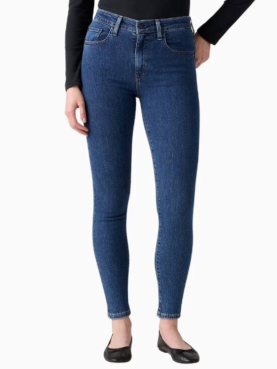 Levi's Denim - Levi's Women's Size 30 721 High Rise Skinny Jean Dark Wash Stretch Cotton